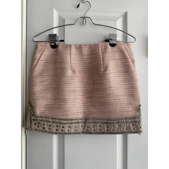 English Rose Women’s Blush Pink Tweed Skirt Studded Hem size Small - Picture 2 of 8
